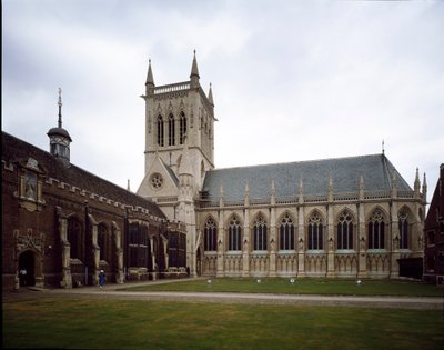 Art gothique : vue du Saint John College fondé en 1511 par la Comtesse de Richmond - George Gilbert Scott