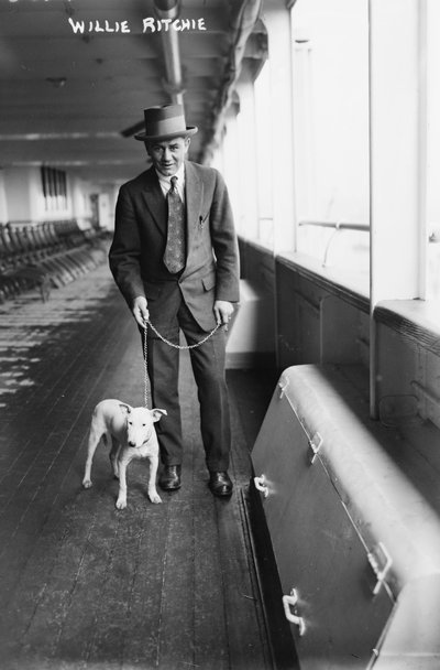 Willie Ritchie naviguant vers Londres pour affronter Freddie Welsh - George Grantham   Bain News Service Bain