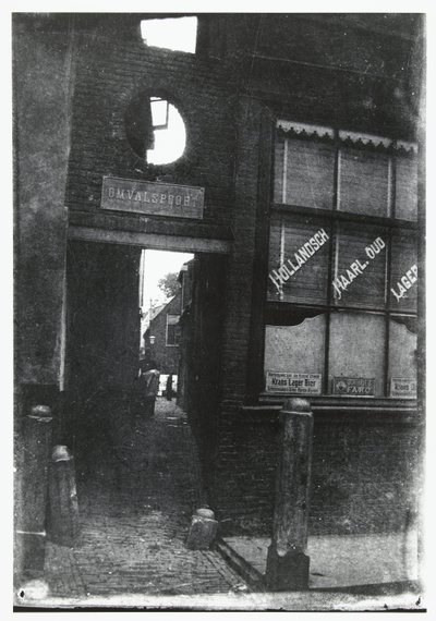 Vue à travers la porte Omval à Haarlem - George Hendrik Breitner