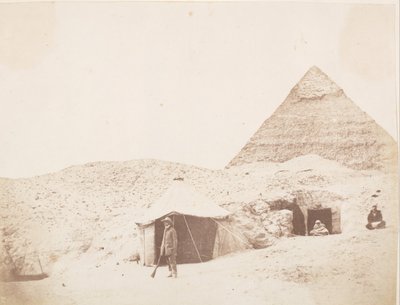 Le photographe devant sa tente sur le site de la pyramide de Khafre Chephren - George Wilson Bridges