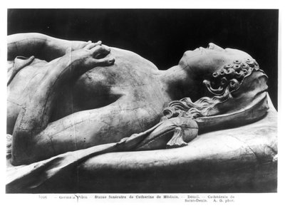 Tombeau de Catherine de Médicis (1519-89) et Henri II (1519-59), détail de l