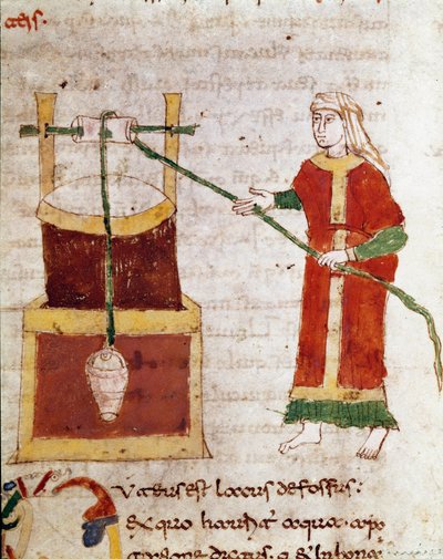 Une femme puisant de l