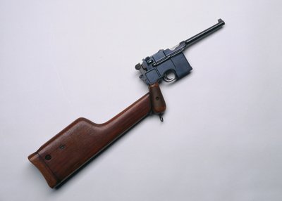 Pistolet Mauser semi-automatique 7,63 mm M1896, vers 1898 - German School