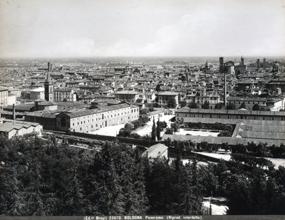 Vue panoramique de Bologne avec des usines et une place - Giacomo Brogi