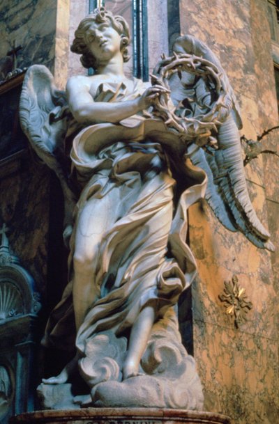 Ange avec la couronne d