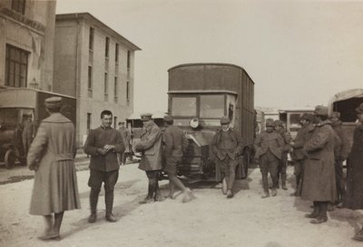 Album "Images de la guerre II": soldats italiens à Gradisca Sagrado, Gorizia, Italie - Gigliucci Gigliucci