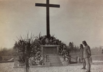 Album "Images de guerre II" : mémorial de guerre à Gradisca - Gigliucci Gigliucci