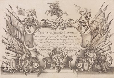 Plusieurs pièces et ornements d