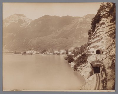 Brunnen au lac des Quatre-Cantons en Suisse - Giorgio Sommer