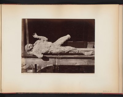 Personne momifiée à Pompéi, Italie - Giorgio Sommer