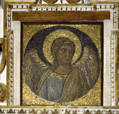 Ange. Fragment de la pod. Mosaïque avec un fond doré réalisée par Giotto di Bondone et architecture de Maderno - Giotto (c.1266 1337)