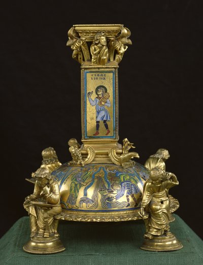 Base de la croix de Saint-Bertin, de l