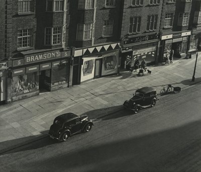 Scène de rue à Londres - Godfrey Macdominic