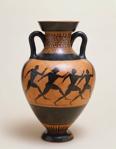 Une amphore attique à figures noires de forme panathénaïque représentant quatre athlètes nus courant vers la droite, Ve siècle av. J.-C. - Greek