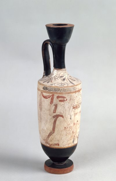 Lekythos attique à fond blanc représentant une jeune fille présentant une offrande funéraire, vers 420 av. J.-C. - Greek