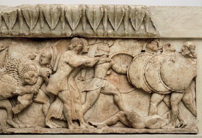 Gigantomachie : le lion de Cybèle dévore un géant tandis qu
