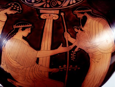 Peinture sur vase : Jupiter (Zeus) présente le jeune Dionysos (Bacchus) à deux femmes. 480 av. J.-C. BNF, Cabinet des Médailles. - Greek