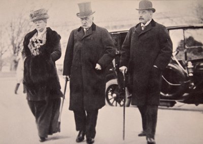 John Pierpont Morgan avec son fils et sa fille assistant à l