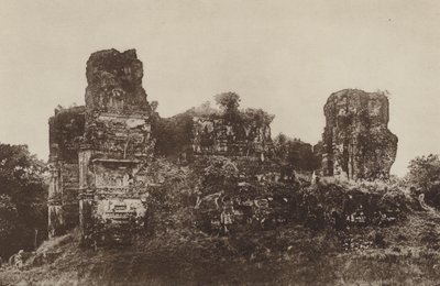 Villes en ruines de Ceylan : Jetawanarama, depuis le nord - Henry W. Cave