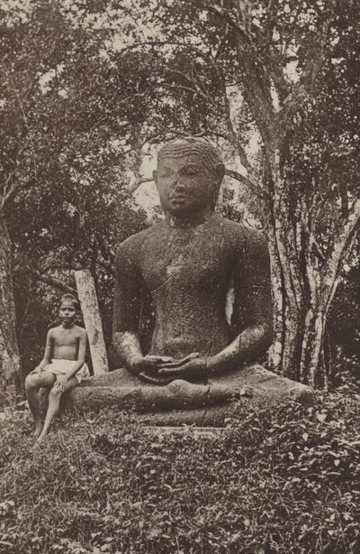 Villes en ruines de Ceylan : Statue monolithique de Bouddha - Henry W. Cave