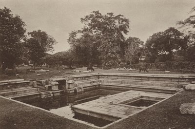 Villes en ruines de Ceylan : Pokuna - Henry W. Cave