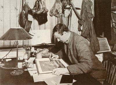 Dr. Wilson travaillant sur le croquis donné à la page 258, 1911, 1913 - Herbert Ponting