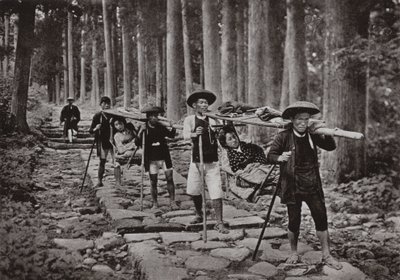 Dames voyageant en Yama Kago (photo n/b) - Herbert Ponting