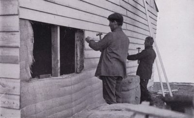 La hutte a été érigée - Herbert Ponting