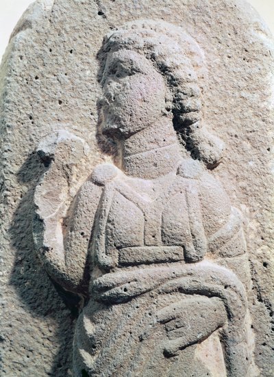 Relief représentant une femme hittite en tenue traditionnelle, de Syrie, vers 1300-1200 av. J.-C. - Hittite
