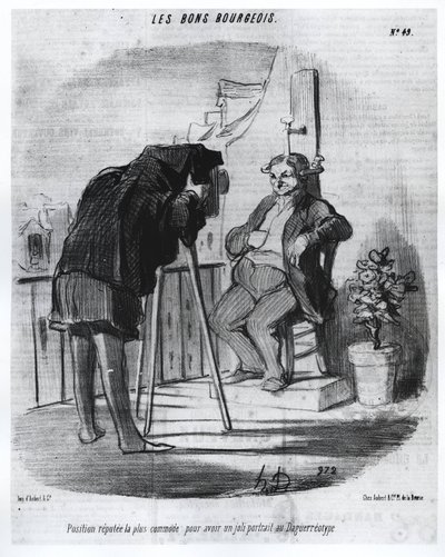 Les Bons Bourgeois - La position la plus commode pour avoir un joli portrait au daguerréotype, caricature de Daumier - dans « Charivari » du 24/07/1847. - Honoré Daumier