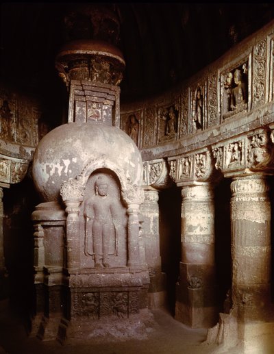 Intérieur de la grotte 19 - Indian School