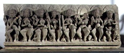 Linteau représentant Siva et les sept déesses mères, dynastie Gurjara-Pratihara, Allahabad - Indian School