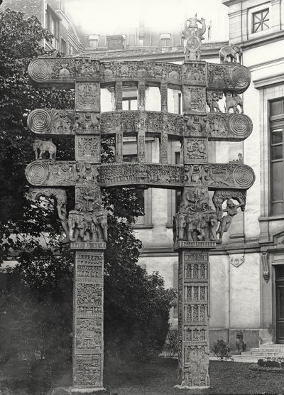 Porte orientale du tumulus de Sanchie - Indian School