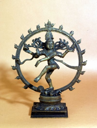 Shiva dansant dans le cercle de feu et écrasant l