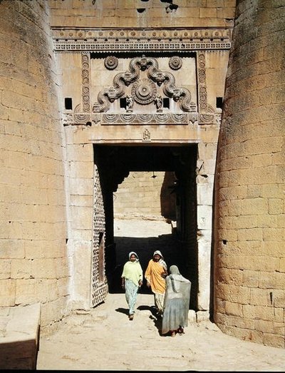 Vue du Suraj Pol (Porte du Soleil) - Indian School