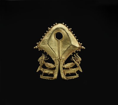 Mamuli, pendentif avec cacatoès chevauchant des cerfs, peuples de l