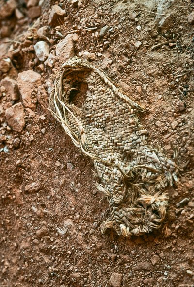 Une sandale faite à la main par les Anasazi à Grand Gulch, Utah - Ira Block