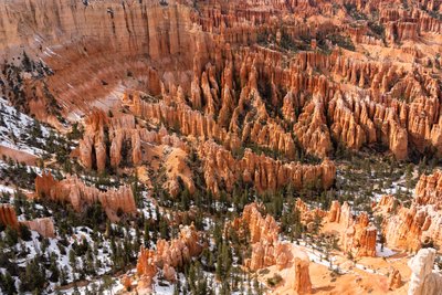 Hoodoos - flèches créées par l