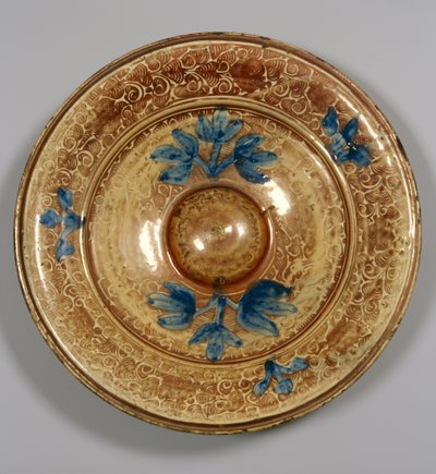 Plat décoré avec des fleurs bleues, mauresque - Islamic School