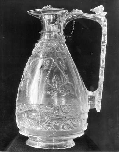 Aiguière avec des oiseaux du Trésor de Saint-Denis, égyptien, période fatimide, fin du 10e siècle - Islamic School