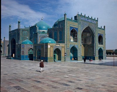 Vue de la mosquée bleue (ou mosquée Ali) XIIe-XVe siècle - Islamic School