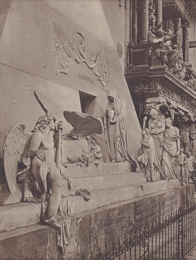 Monumento A Canova - Italian Photographer
