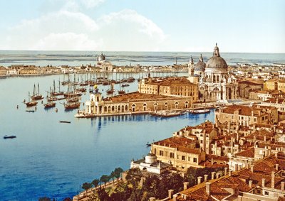 Santa Maria della Salute depuis le campanile de la place Saint-Marc, Venise, pub. c.1900 - Italian Photographer