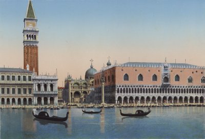 Venise, Piazzetta San Marco et Palais des Doges depuis la lagune - Italian Photographer