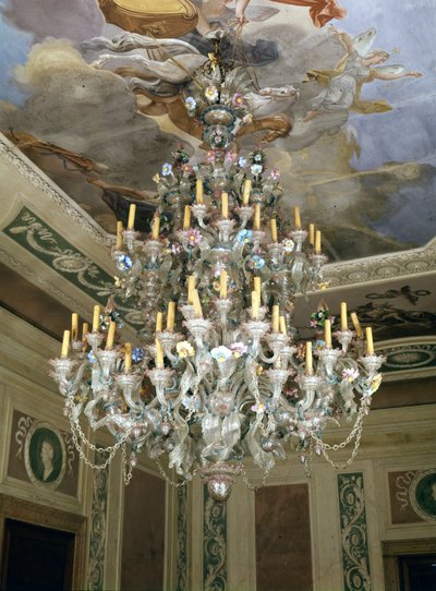 Lustre en verre de Murano du 18ème siècle à la fondation Querini - Stampalia de Venise. - Italian School