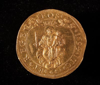 Monnaie de la République de Gênes : pièce de 25 doppie en or. 1694. Revers - Italian School