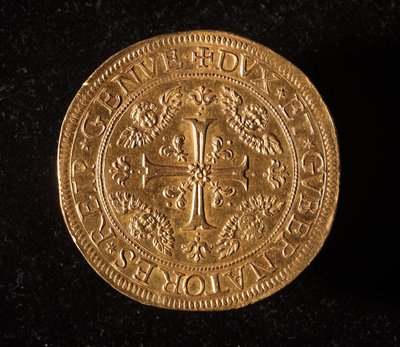 Monnaie de la République de Gênes : pièce de 25 doppie en or. Diam. 52,5 mm. 1694. Recto. Gênes Musei di Strada Nuova (inv. 6457) - Italian School