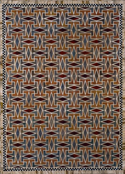 Détail des motifs géométriques sur le dessus d