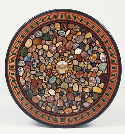 Plateau de table circulaire en marbre italien avec une micro mosaïque de la place Saint-Pierre, Rome - Italian School
