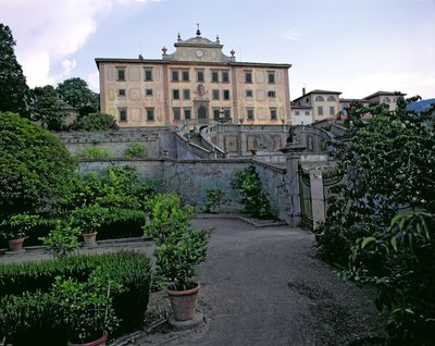 Villa di Celle - Italian School